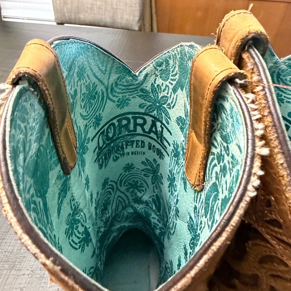 Corral Tan and Teal Western Boots - Picture 8 of 8